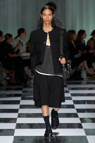 Look 20